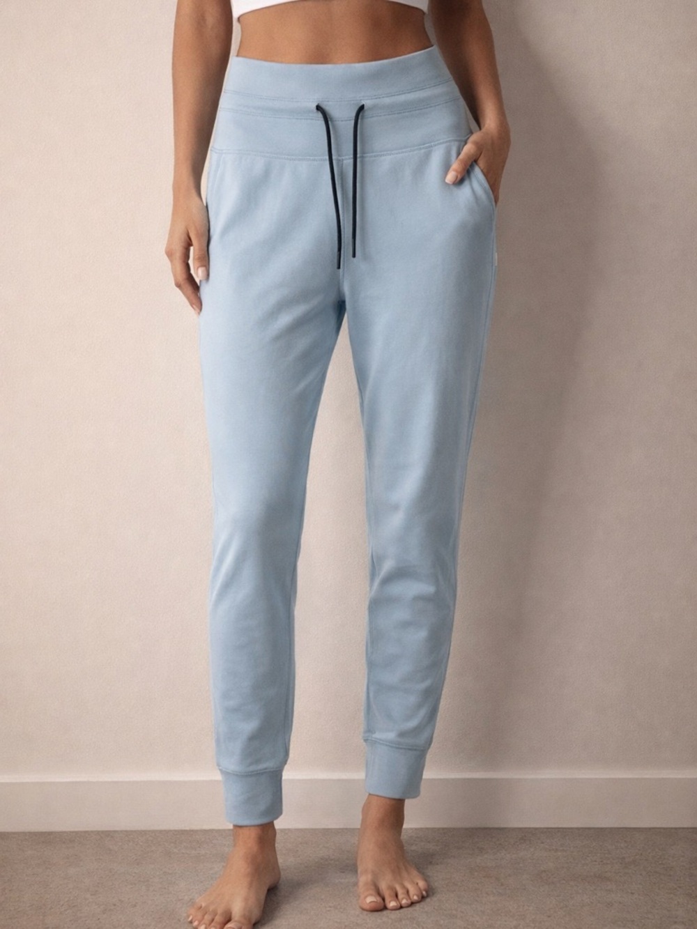 Vuori Pull-On Joggers with Drawstring